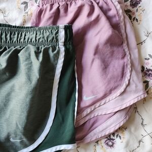 Set - Nike Shorts